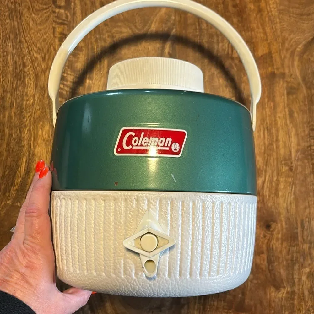 Vintage 1970’s Coleman Green 1 Gallon Water Cooler with Handle And Spigot